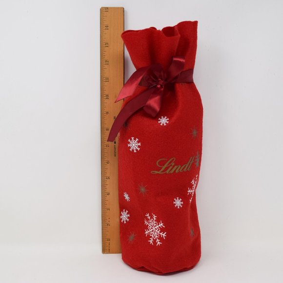 Lindt Holiday Felt Gift Bag Empty Christmas Snowflakes Stars Ribbon Red Wrap - Picture 7 of 14